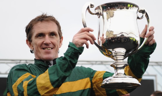 ap_mccoy_4000_wins